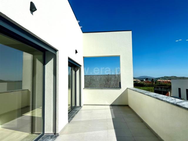 Moradia Isolada, 5 quartos, Torres Vedras 230m² Ponte Do Rol