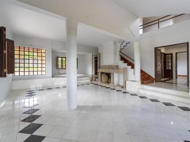 Moradia Isolada, 6 quartos, Barosa, Leiria 308m² Parceiros e Azoia