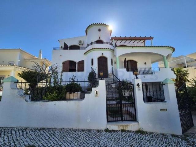 Moradia Isolada T5 em Loulé — Exclusividade, Potencial e Vis. 250m² Loulé São Sebastião