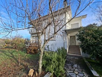 Moradia Isolada com 2.000m² de Terreno, Vale de Nogueira