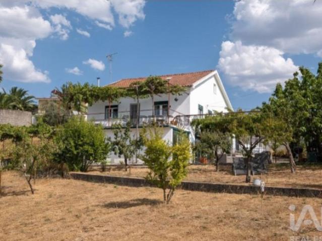 Moradia isolada em Cerdeira e Moura da Serra de 94 m²