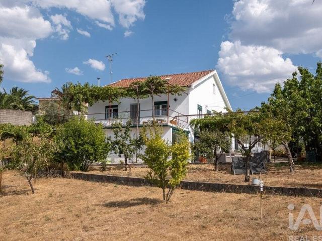 Moradia isolada em Cerdeira e Moura da Serra de 94 m² 94m² Cerdeira e Moura da Serra