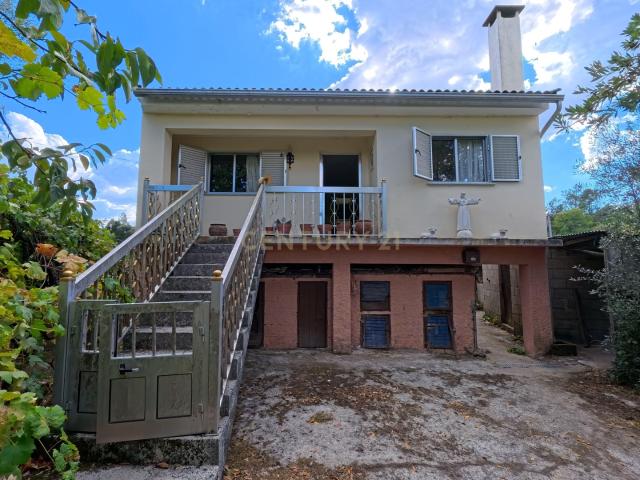 Moradia isolada em Moimenta, São Pedro de France – Viseu