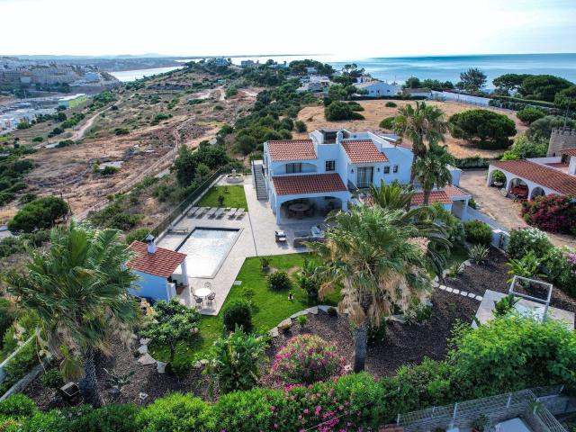 Moradia Isolada | Luxo com Vista Mar e Marina | Baleeira, Al. 340m² Albufeira e Olhos de Água