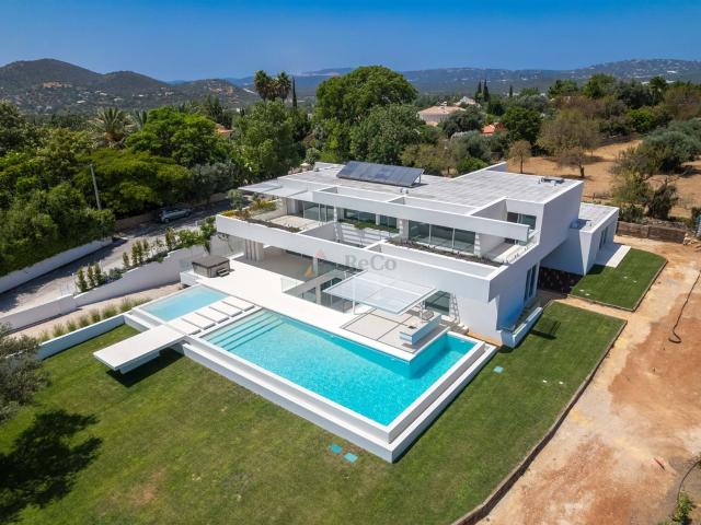 Moradia Isolada para Venda em Faro, Loulé, São Clemente 660m² Almancil