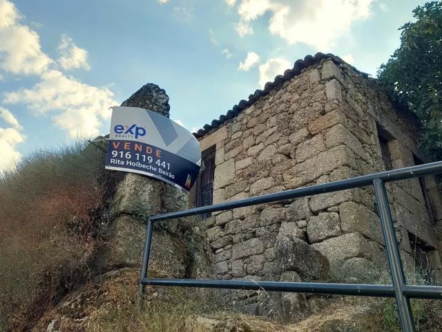 Moradia Isolada para reconstrução