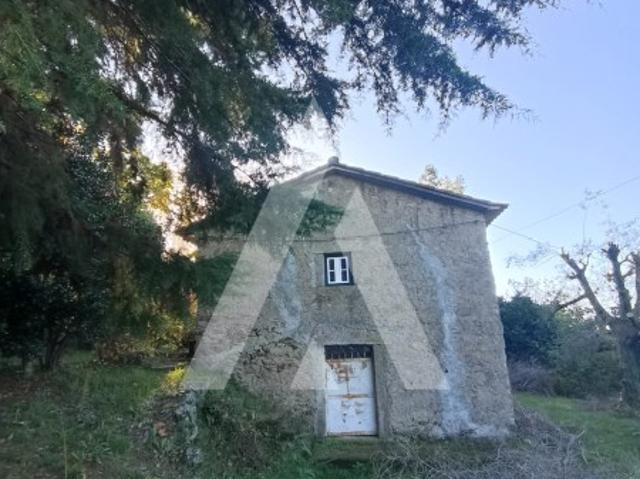 Moradia Isolada para reconstruir em Dem Caminha