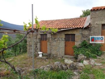 Moradia Isolada T1 Venda em Teixoso e Sarzedo,Covilhã