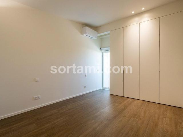 Moradia Isolada T2+1 Arrendamento em Quarteira,Loulé