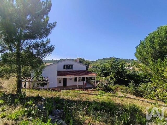 Moradia isolada T2 em Alenquer de 173,5 m²