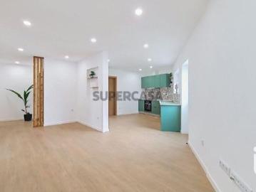 Moradia isolada T2 em Beduído e Veiros de 80 m²