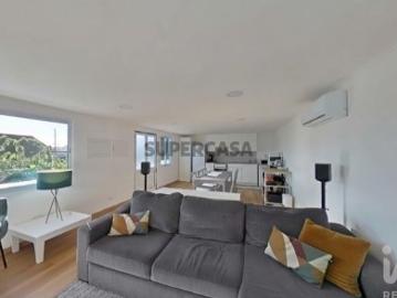 Moradia isolada T2 em Lajes do Pico de 85 m²