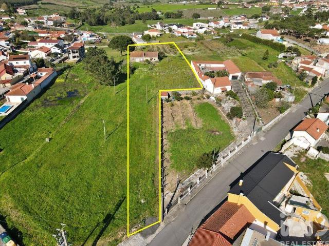 Moradia isolada T2 em Lamas e Cercal de 56 m²