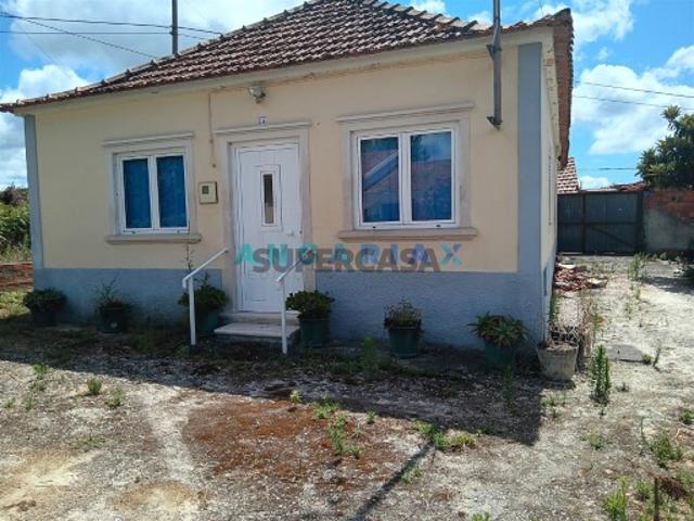 Moradia Isolada T2 Venda em Calvaria de Cima,Porto de Mós