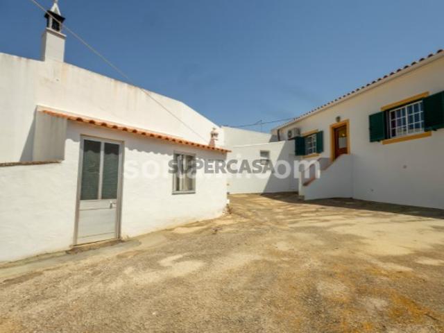 Moradia Isolada T2 Venda em Albufeira e Olhos de Água,Albufeira