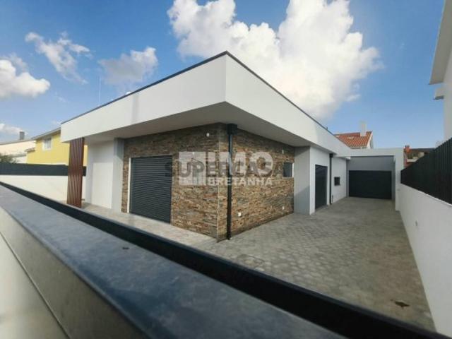 Moradia Isolada T3+1 Venda em Fernão Ferro,Seixal