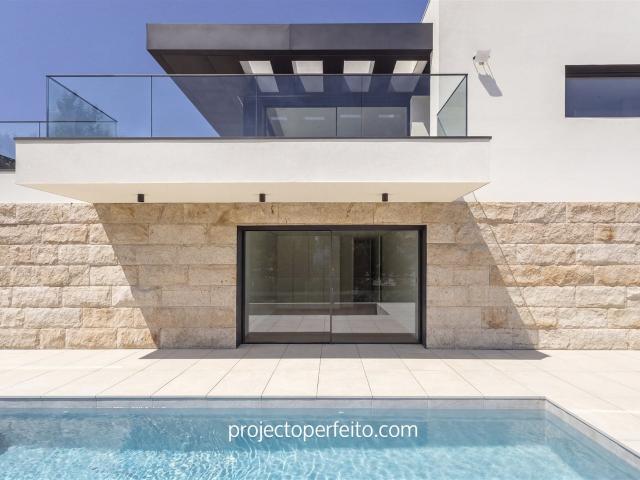 Moradia Isolada T3+1 Venda em São Félix da Marinha,Vila Nova. 245m² São Félix Da Marinha