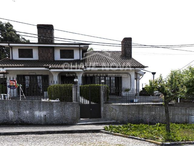 Moradia isolada T3+1