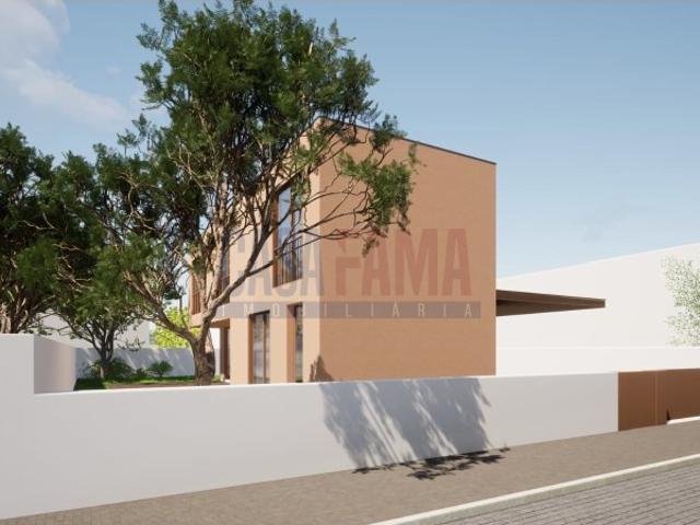 MORADIA ISOLADA T3 COM JARDIM RUIVÃES E NOVAIS, V. N. DE FAMALICÃO