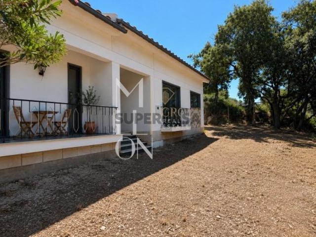 Moradia Isolada T3 com Terreno de 4829m² Reguengo do Fetal, Batalha