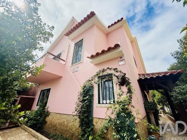 Moradia isolada T3 em Cascais e Estoril de 145 m² 145m² Cascais e Estoril