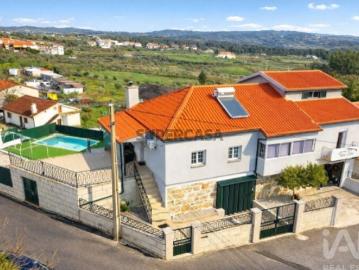 Moradia isolada T3 em Alijó de 130 m²