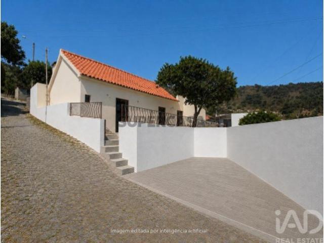 Moradia isolada T3 em Barroselas e Carvoeiro de 113 m²