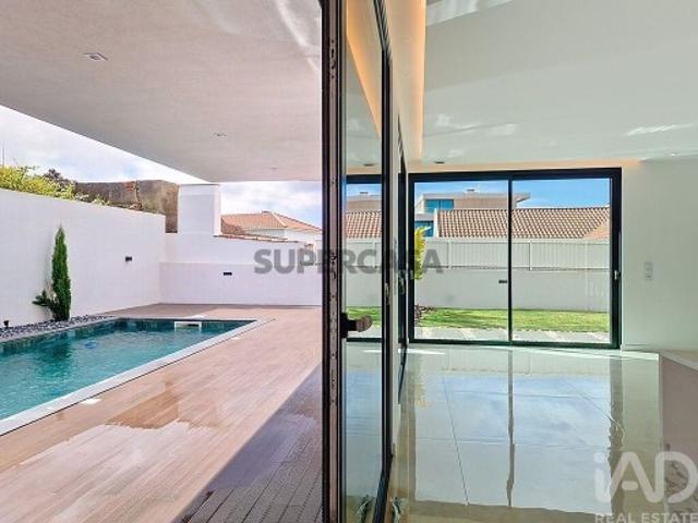 Moradia isolada T3 em Ericeira de 195 m²