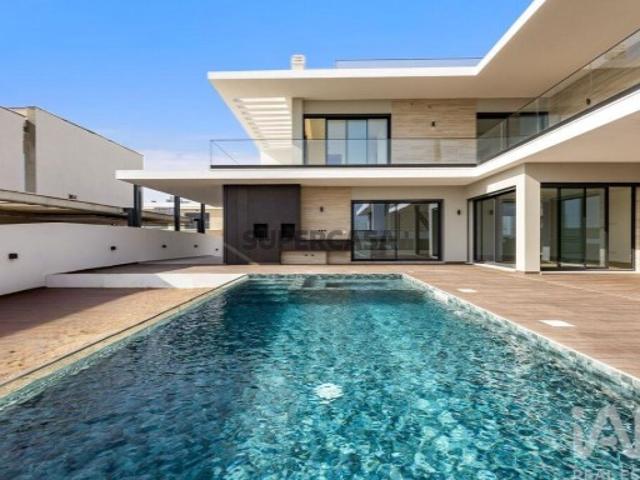Moradia isolada T4 em Ericeira de 308 m²