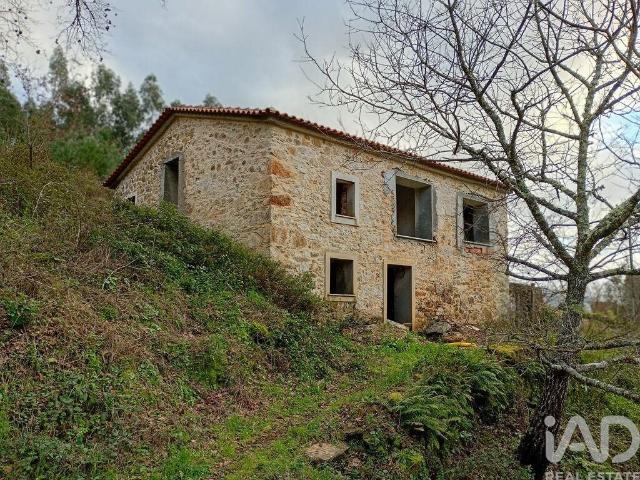 Moradia isolada T3 em Figueiró dos Vinhos e Bairradas de 90. 90m² Figueiró dos Vinhos e Bairradas