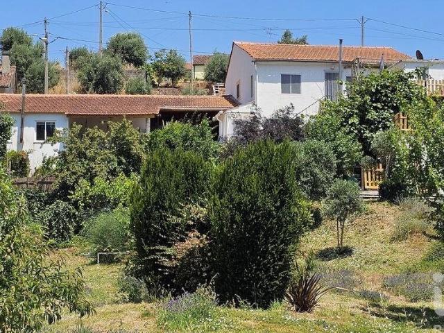 Moradia isolada T3 em Maçãs de Dona Maria de 212,88 m² 212m² Maçãs De Dona Maria