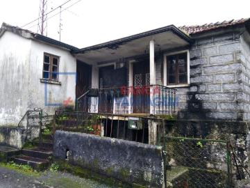 MORADIA ISOLADA T3 FAFE REVELHE