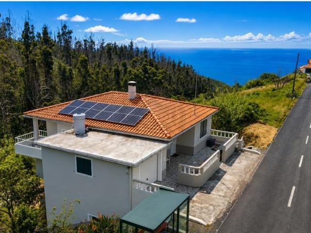 Moradia Isolada T3 + T1 0m² Ponta Do Pargo