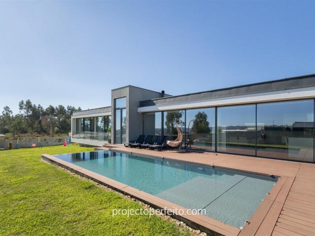 Moradia Isolada T3 Venda em Mozelos,Santa Maria da Feira 199m² Mozelos