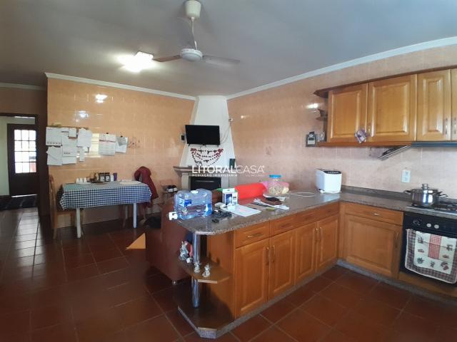 Moradia isolada T4+1 com terreno e poço | Oliveira Do Bairro