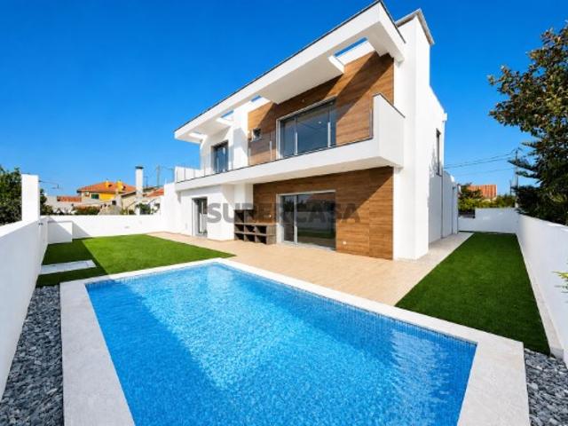 Moradia Isolada T4+1 | Piscina | Garagem | Brejos de Azeitão