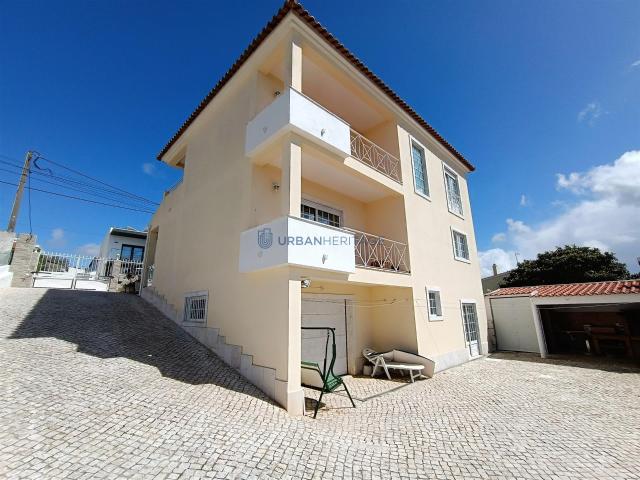 Moradia Isolada T4+1 Venda em Carvoeira,Mafra 171m² Carvoeira e Carmões