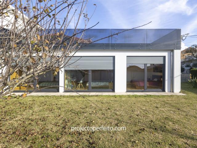 Moradia Isolada T4+1 Venda em São Félix da Marinha,Vila Nova. 231m² São Félix Da Marinha