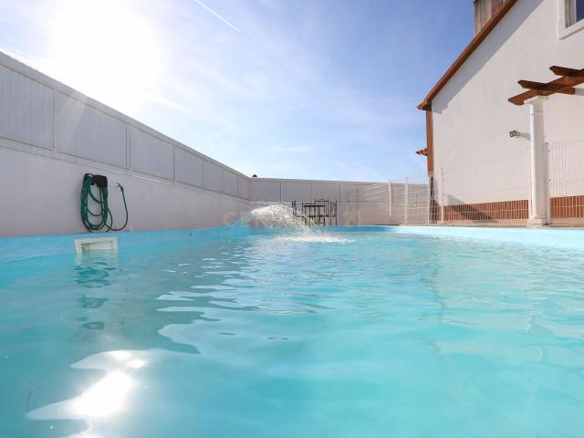Moradia isolada T4 com piscina e churrasqueira Cadaval