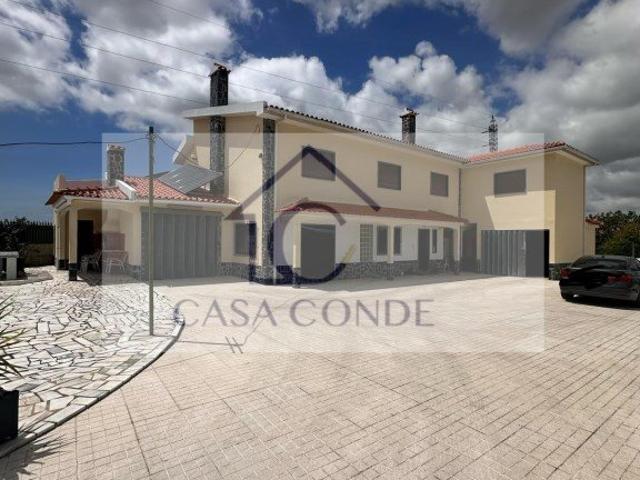 Moradia Isolada T4 com Piscina e Lote de 1.960 m² Courelas. 270m² Quinta Do Conde