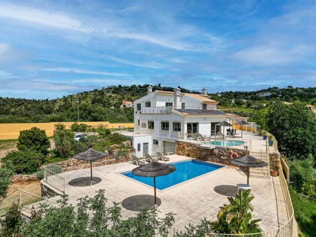 Moradia Isolada T4 com Vistas Panorâmicas, em Tunes 296m² Algoz e Tunes