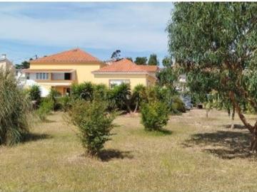 Moradia isolada T4 em A dos Cunhados e Maceira de 262,5 m²