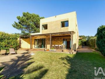 Rua Do Rio De Valadarinhos, Gulpilhares e Valadares, Vila Nova de Gaia, Distrito de Porto