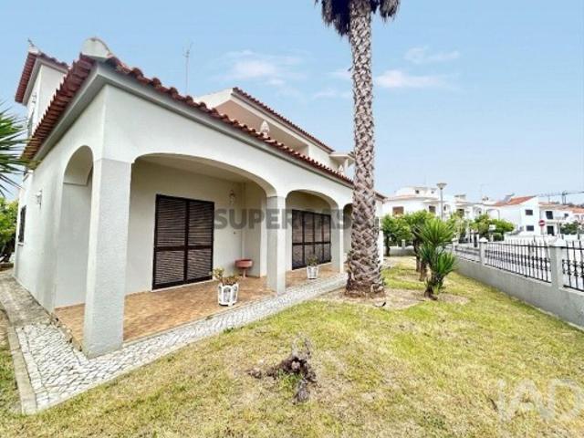 Moradia isolada T4 em Loulé São Clemente de 390 m²