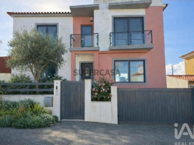 Moradia isolada T4 em Santo Isidoro de 147 m²