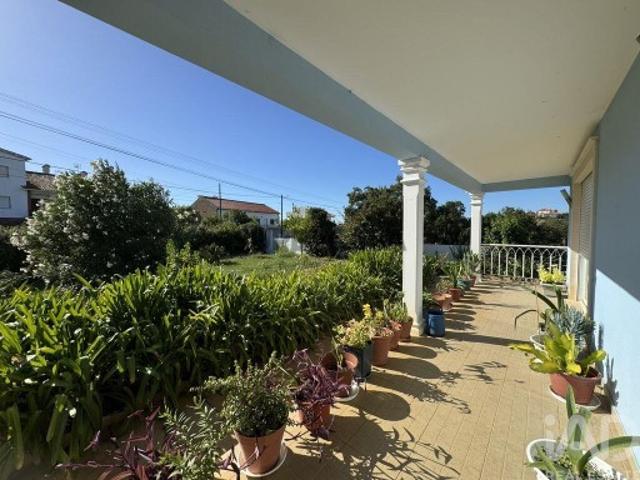 Moradia isolada T4 em Serra e Junceira de 204,5 m²