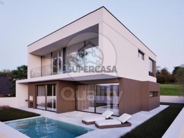 Moradia Isolada T4 em Qinta do anjo