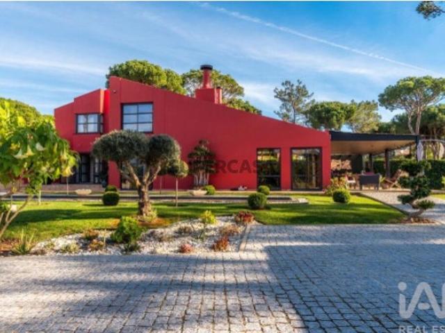 Moradia isolada T4 em Quarteira de 213 m²