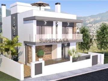 Moradia isolada T4 com piscina nos Terraços du Moulin, Vialonga