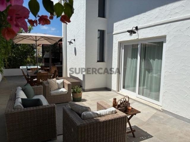 Moradia Isolada T4 Venda em Carcavelos e Parede,Cascais